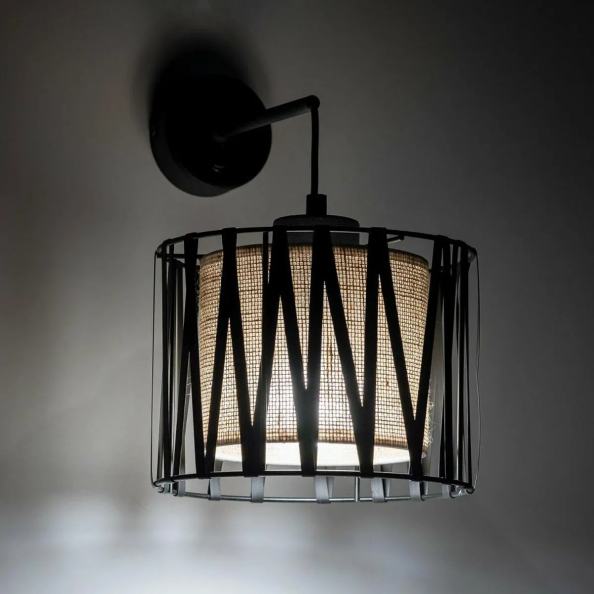 applique_murale_harmony_noir_jute_natur_avec_interrupteur_3.webp Store TK Lighting Applique murale Harmony, noir, jute Natur, avec interrupteur