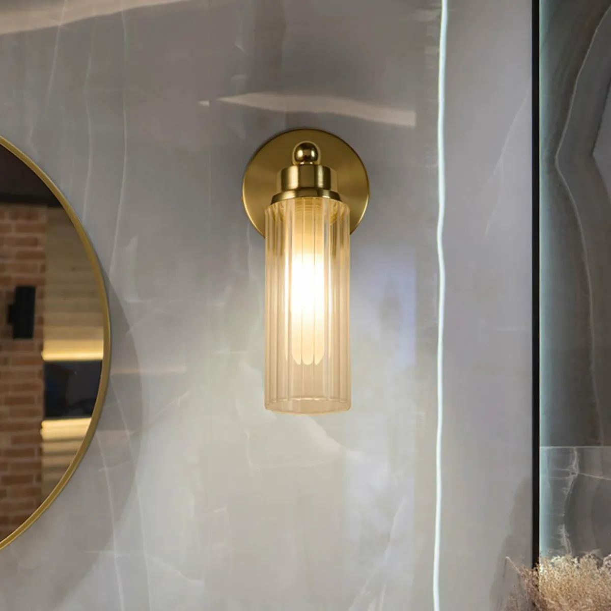 applique_murale_imperial_laiton___lampe_acier_verre_ip_0.webp Outlet Searchlight Applique murale Imperial, laiton, à 1 lampe, acier, verre, IP44