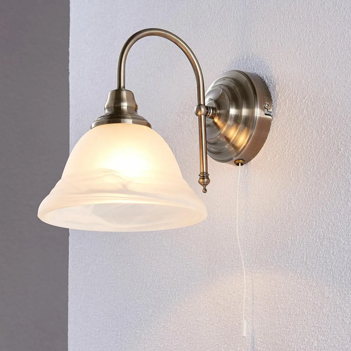 applique_murale_lindby_hanna__m_blanc_mtal_verre_0.webp Cheap Lindby Applique murale Hanna, 18 m, blanc, métal, verre