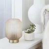 Discount Beacon Lighting Beacon Lampe à poser Clancy, abat-jour en verre blanc, hauteur 17 cm