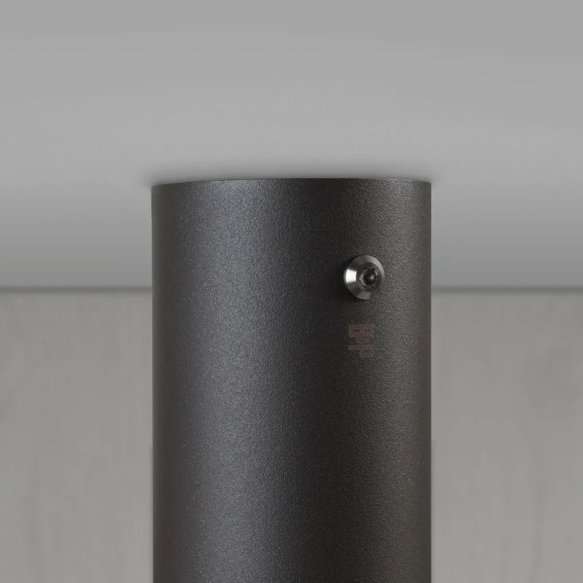 buster__punch_exhaust_surface_fix_graphiteacier_1.webp Clearance Buster + Punch Exhaust Surface fix graphite/acier