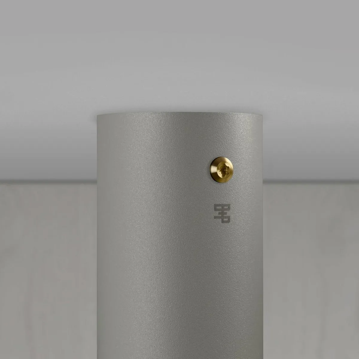 buster__punch_exhaust_surface_fix_grislaiton_1.webp Fashion Buster + Punch Exhaust Surface fix gris/laiton
