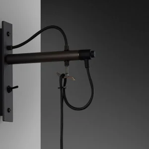Fashion Buster + Punch Hooked Wall large grapfit/bronze
