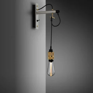 Hot Buster + Punch Hooked Wall nude gris/laiton