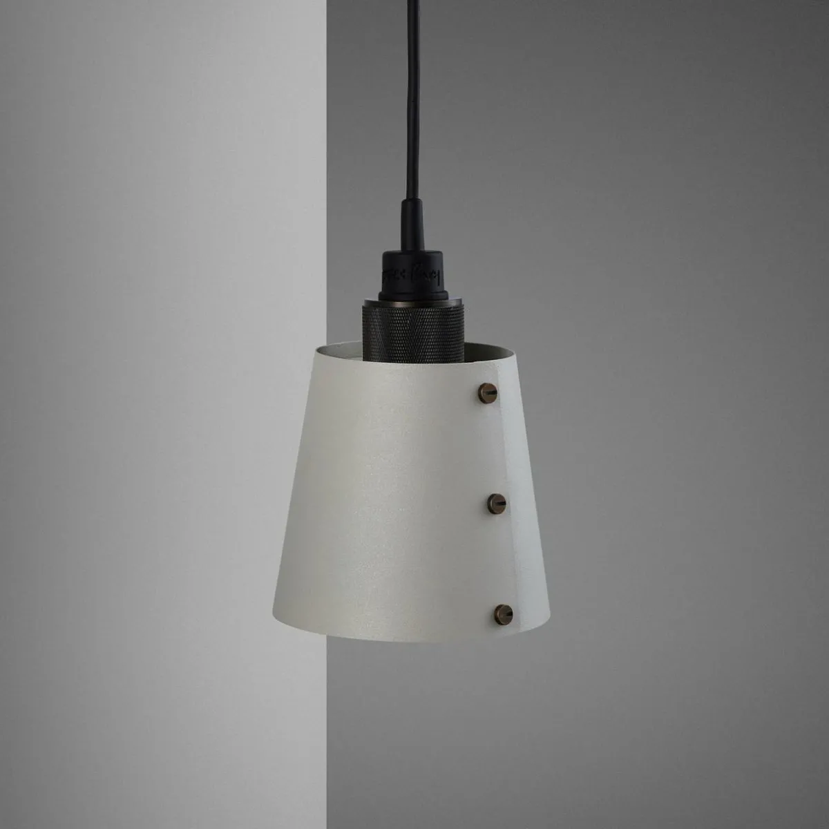 buster__punch_hooked_wall_small_grisbronze_0.webp Discount Buster + Punch Hooked Wall small gris/bronze