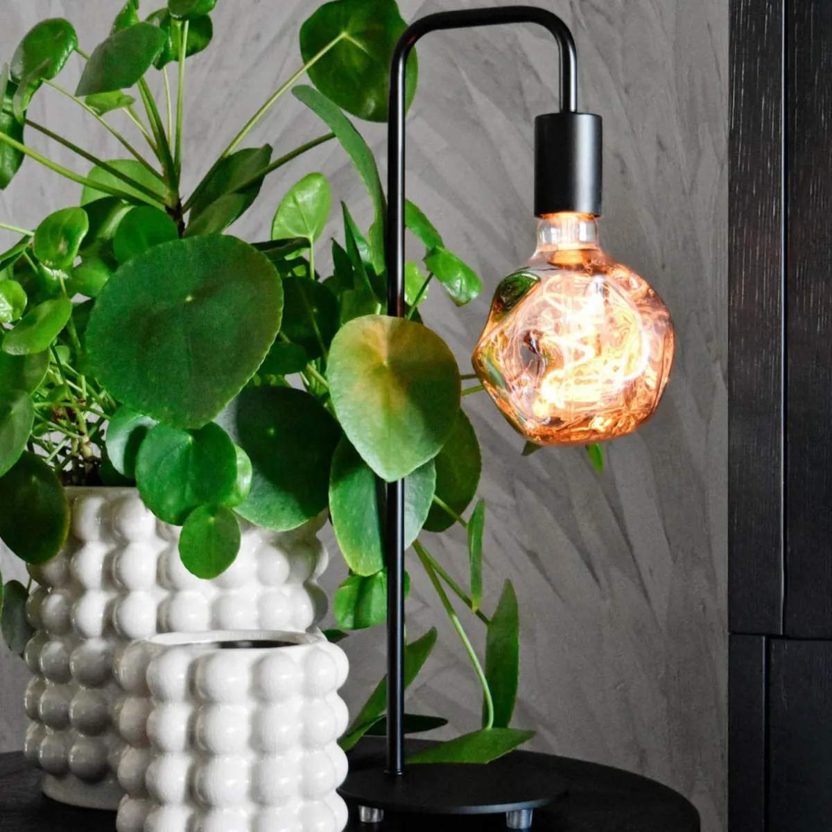 calex_uline_lampe__poser_cble_de_m_noire_2.webp Flash Sale Calex U-Line lampe à poser, câble de 1,5 m, noire