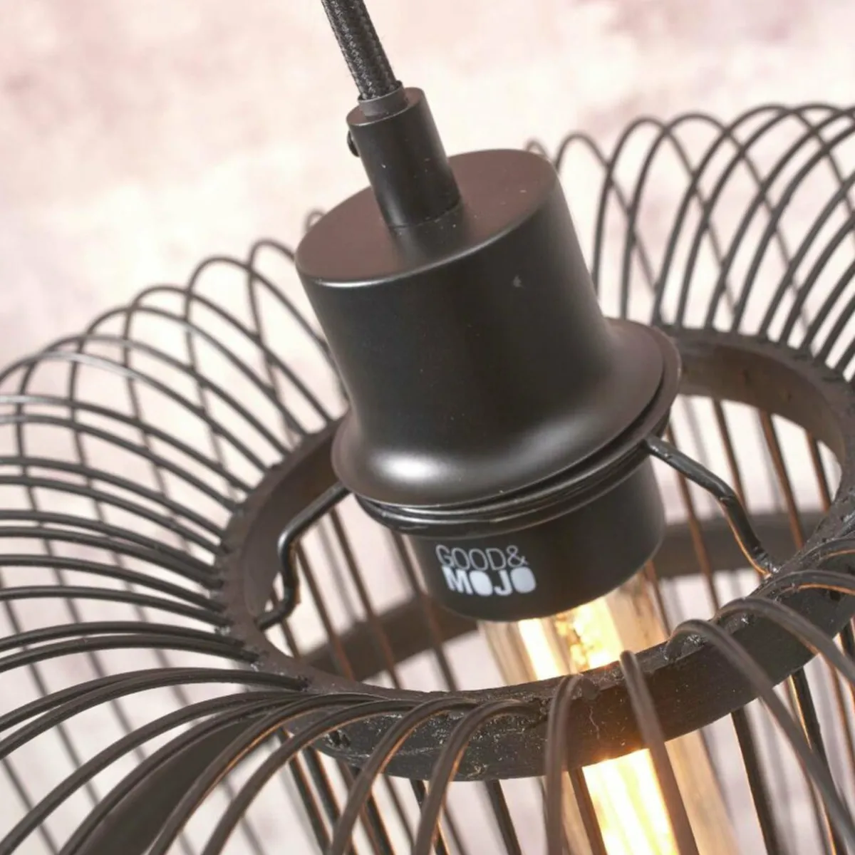good__mojo_hokkaido_lampe_sur_pied_cm_noir_3.webp Shop Good & Mojo Hokkaido lampe sur pied 176 cm noir