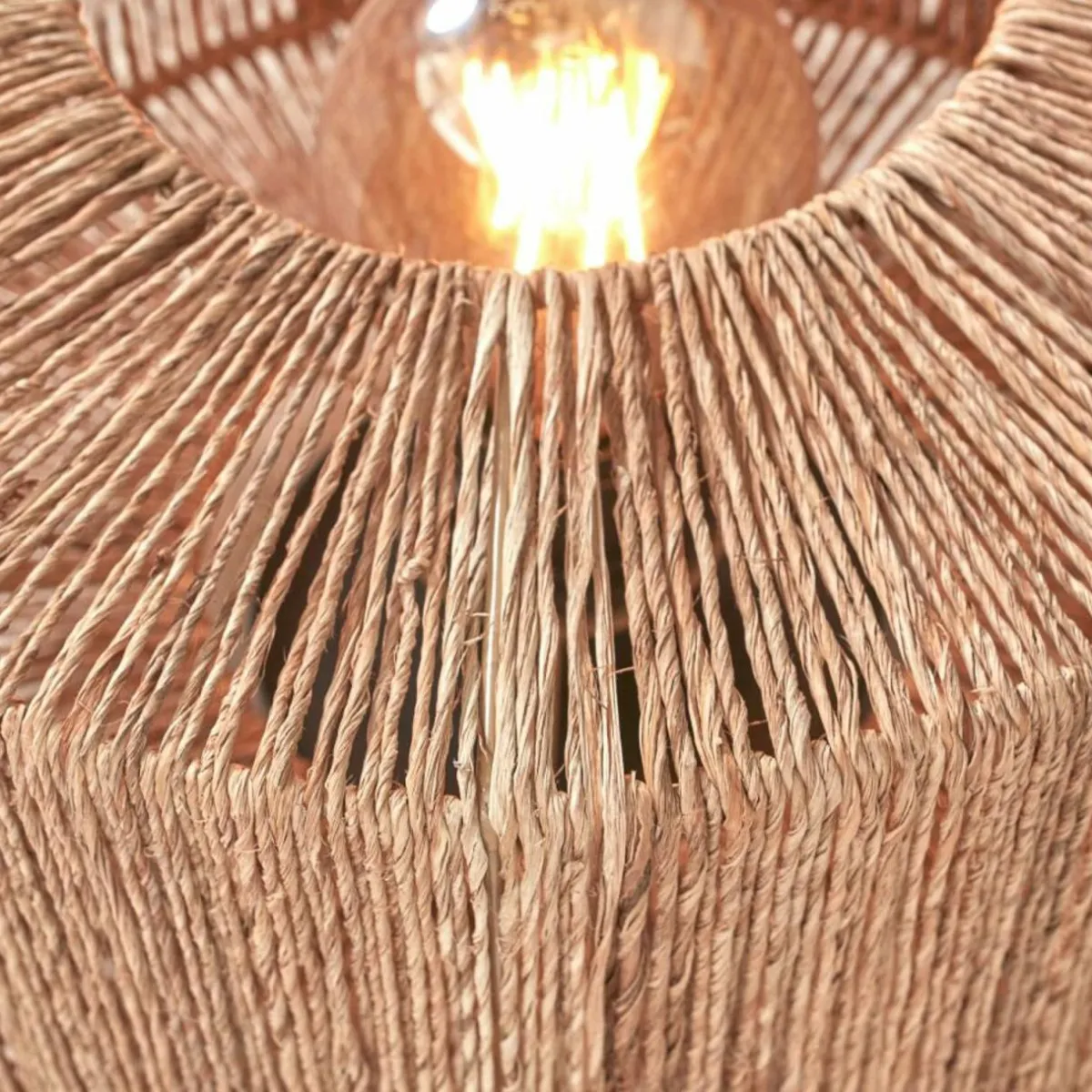 good__mojo_iguazu_lampe_de_table_trpied_naturel_1.webp Shop Good & Mojo Iguazu lampe de table trépied naturel