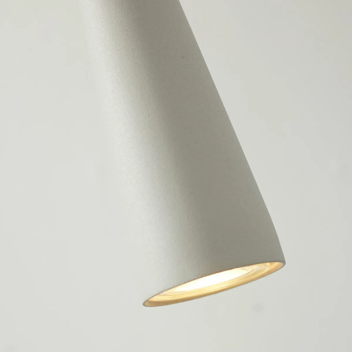 its_about_romi_suspension_bordeaux_gris_clair___lampe_3.webp Outlet It's about RoMi Suspension Bordeaux, gris clair, à 1 lampe