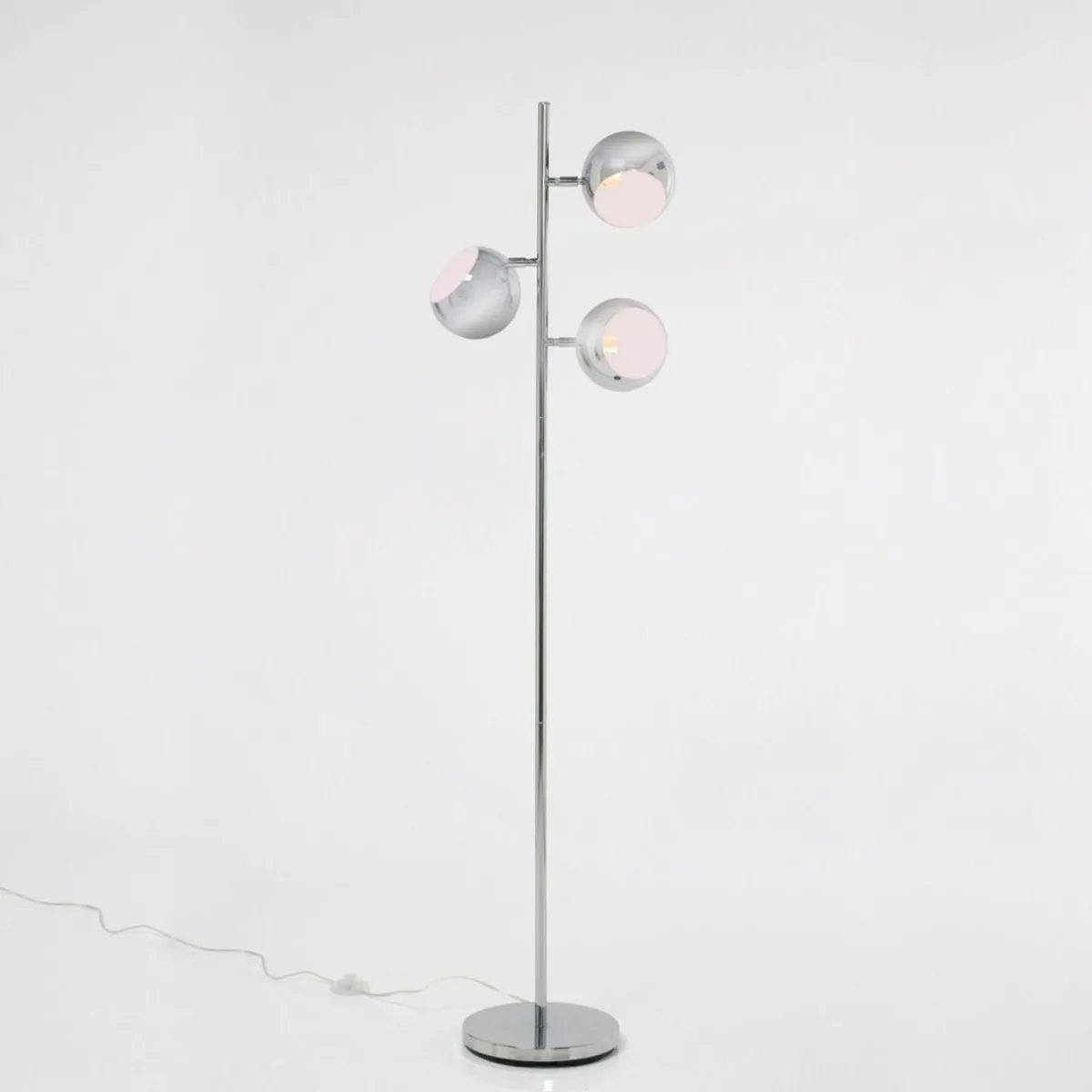 kare_calotta__lampe_sur_pied___lampes_en_style_rtro_2.webp Cheap KARE Calotta - Lampe sur pied à 3 lampes en style rétro