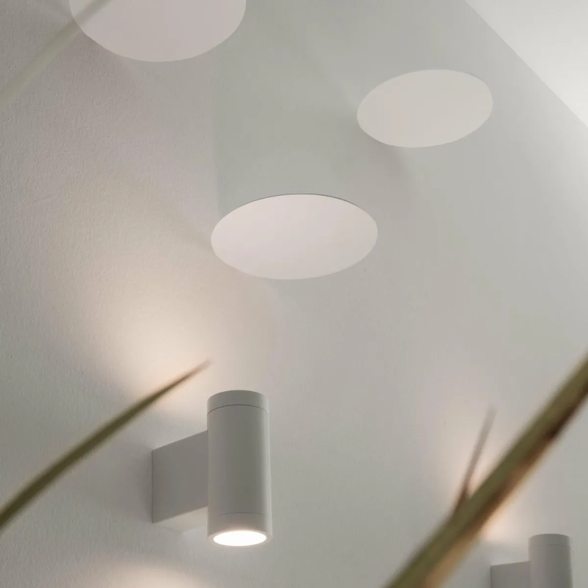karman_dflecteur_pour_applique_led_movida_blanche_3.webp Outlet Karman déflecteur pour applique LED Movida blanche