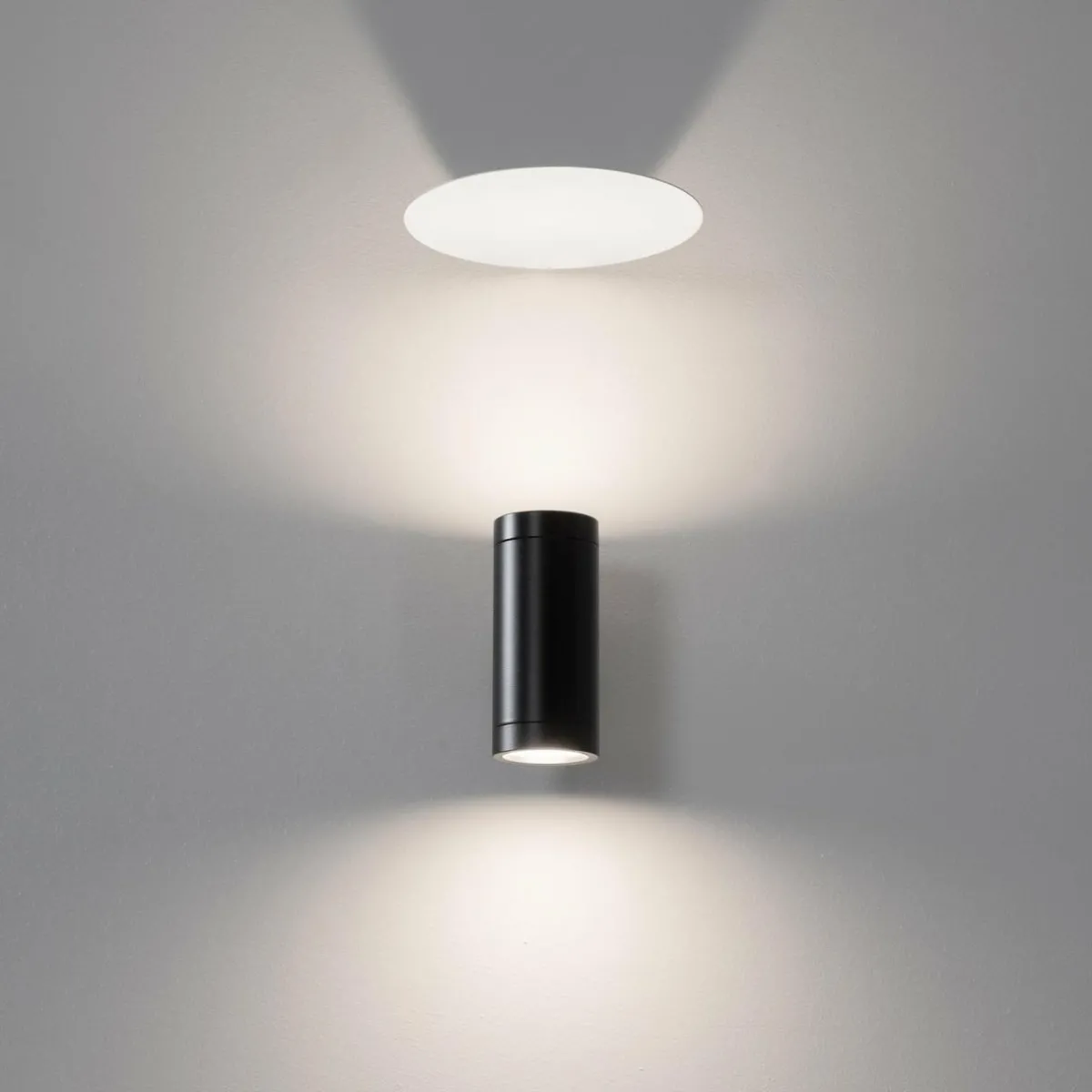 karman_dflecteur_pour_applique_led_movida_blanche_5.webp Outlet Karman déflecteur pour applique LED Movida blanche