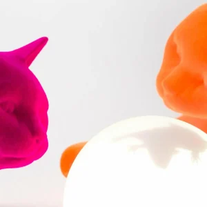 Hot Karman lampe à poser Maoo, céramique fuchsia, verre, figurine de chat