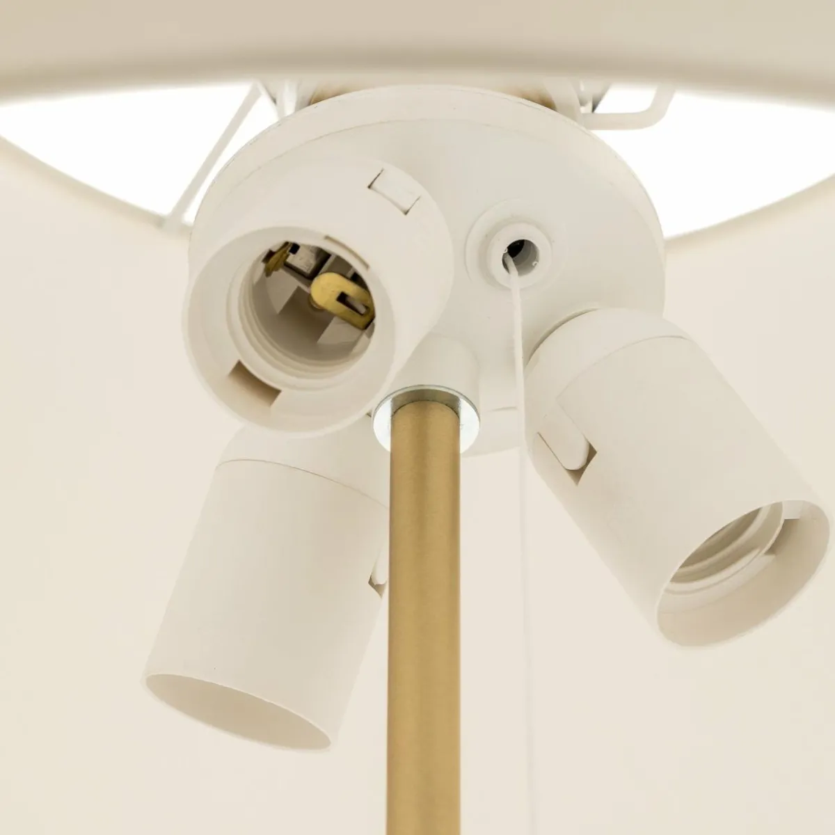 lampadaire_royce_avec_lampe_de_plafond_crme_4.webp Discount Hufnagel Lampadaire Royce avec lampe de plafond crème