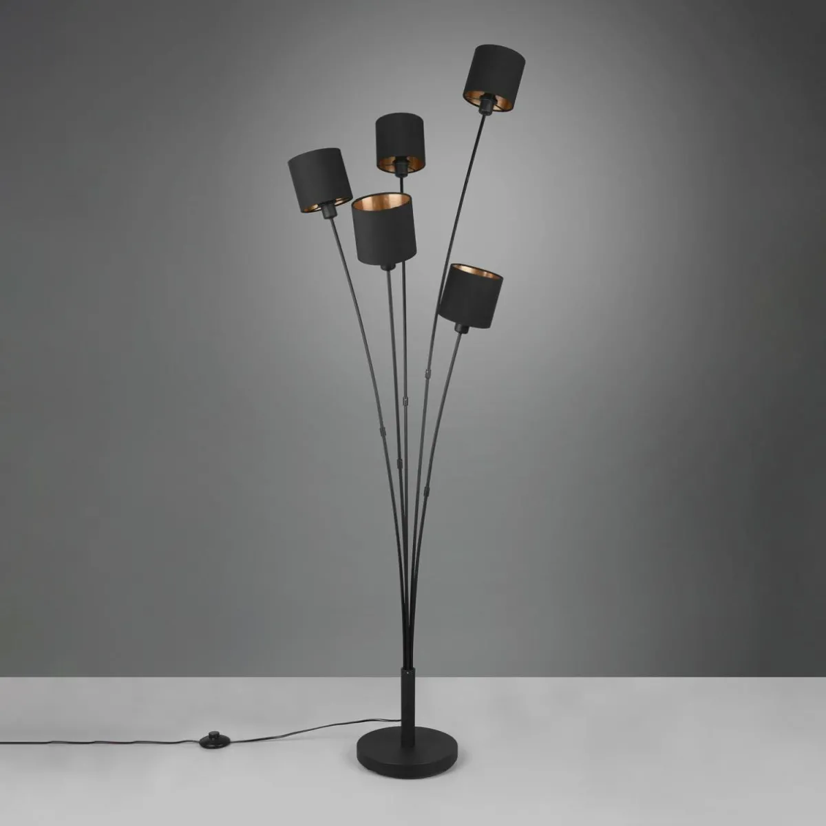 lampadaire_tommy_noiror_hauteur__cm__lampes_tissu_2.webp Hot Reality Leuchten Lampadaire Tommy, noir/or, hauteur 163 cm, 5 lampes. Tissu