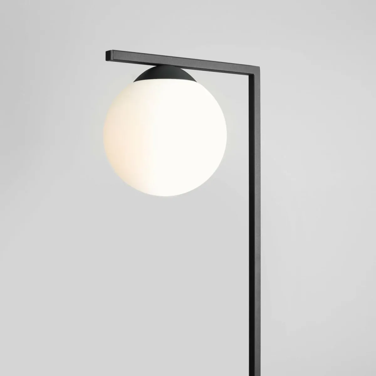 lampadaire_zac_abatjour_sphrique_noir_0.webp Online ALDEX Lampadaire Zac abat-jour sphérique, noir