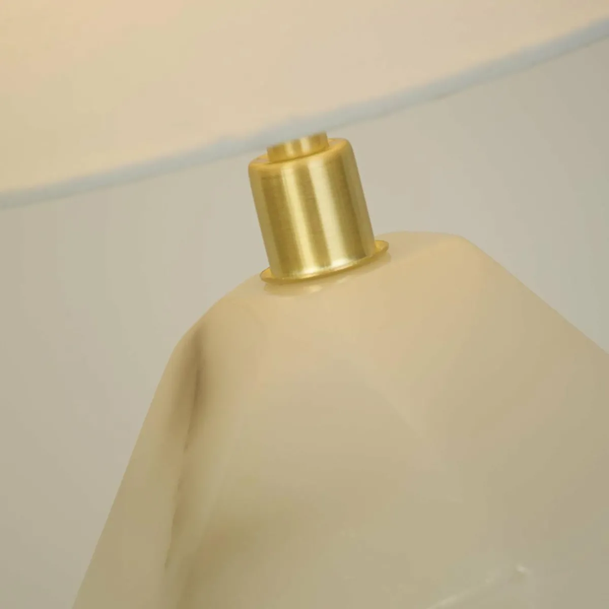 lampe__poser_apex_blancblanc_hauteur__cm_textilersine_synthtique_0.webp Clearance Searchlight Lampe à poser Apex, blanc/blanc, hauteur 55,5 cm, textile/résine synthétique