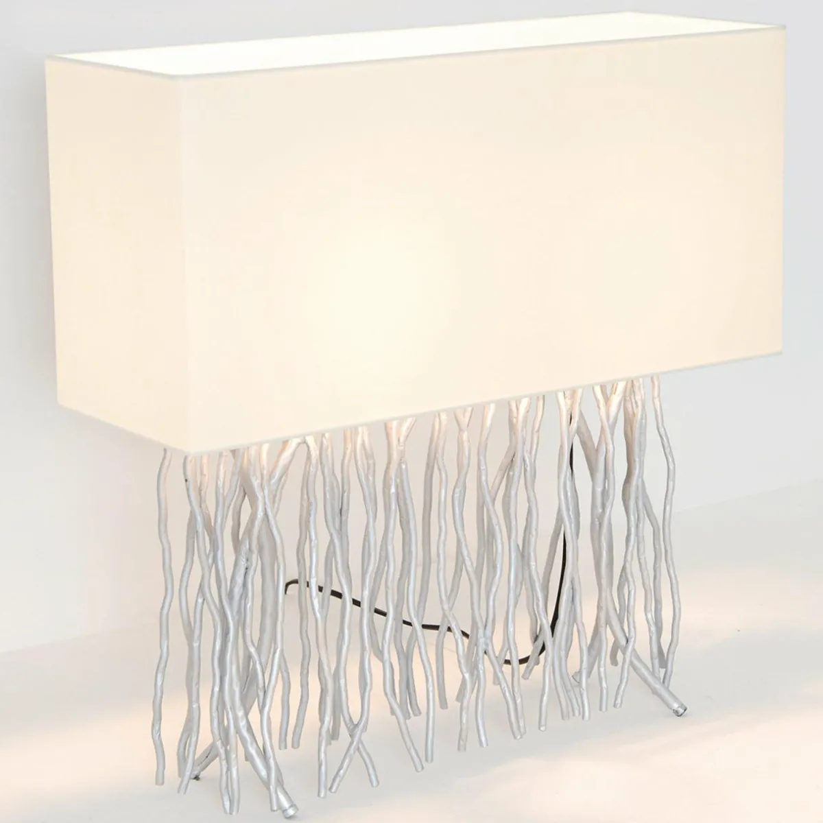 lampe__poser_capri_angulaire_cruargent_0.webp Shop Holländer Lampe à poser Capri, angulaire, écru/argenté
