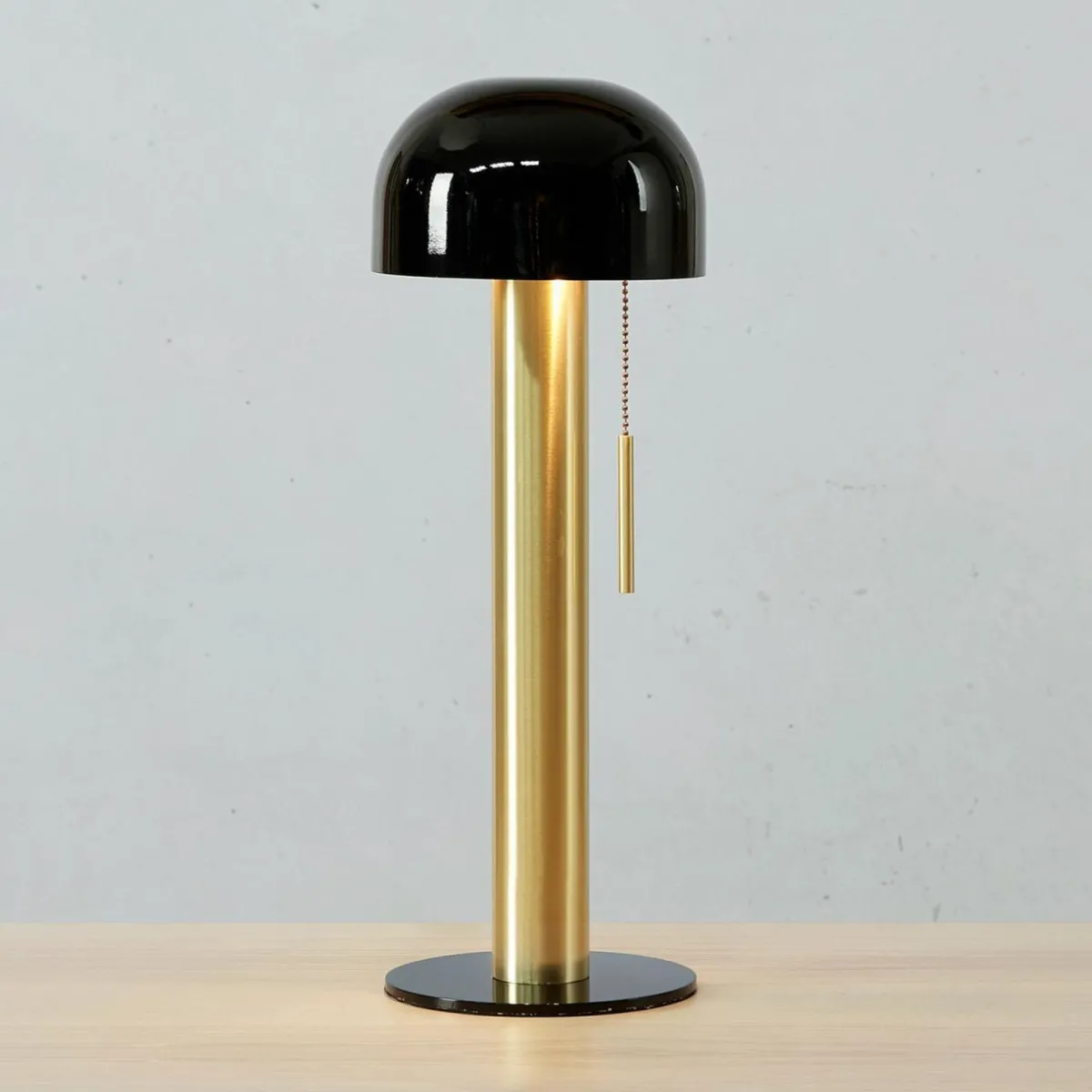 lampe__poser_costa_en_mtal_noirlaiton_0.webp Hot Markslöjd Lampe à poser Costa en métal, noir/laiton