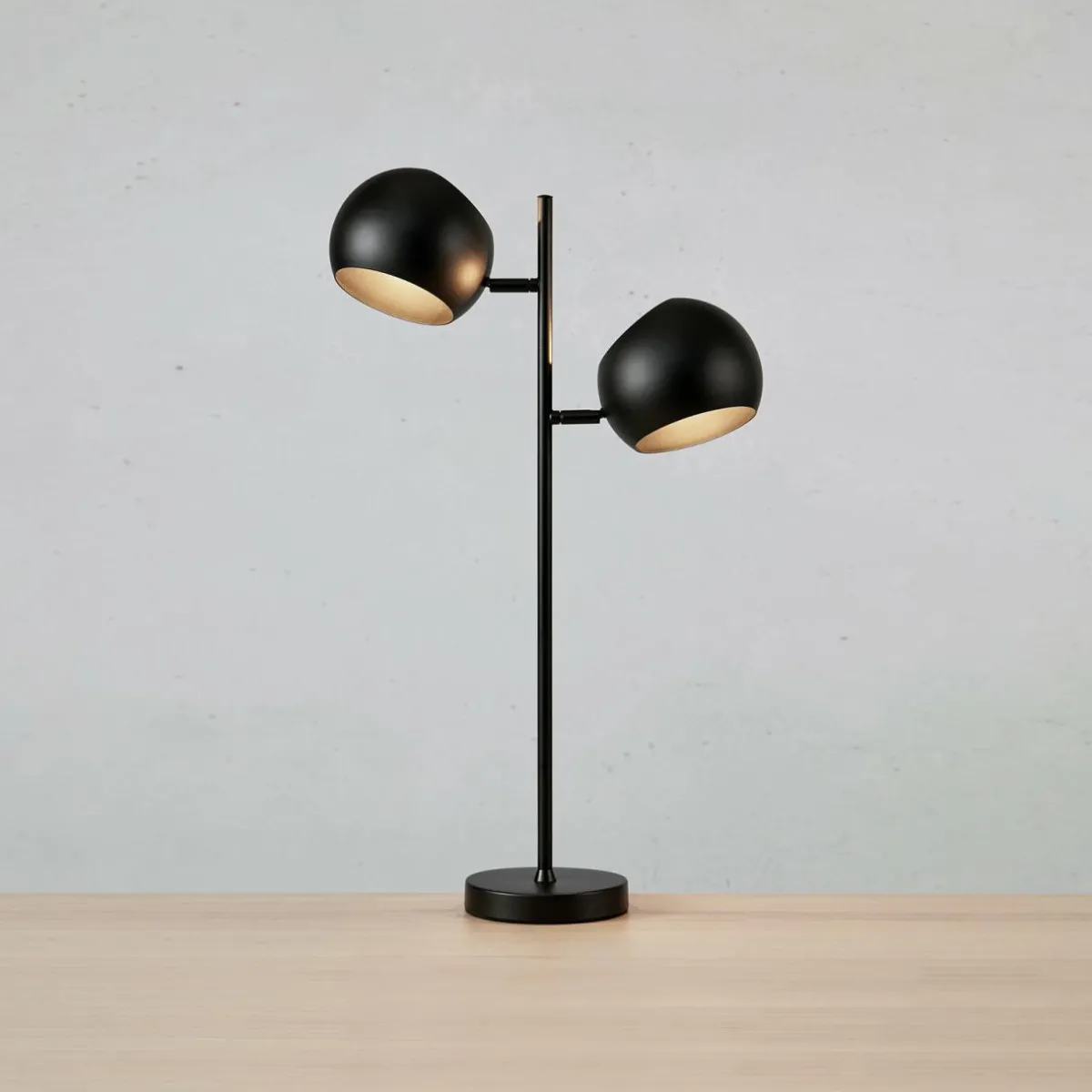 lampe__poser_edgar___lampes_noire_1.webp Cheap Markslöjd Lampe à poser Edgar, à 2 lampes, noire