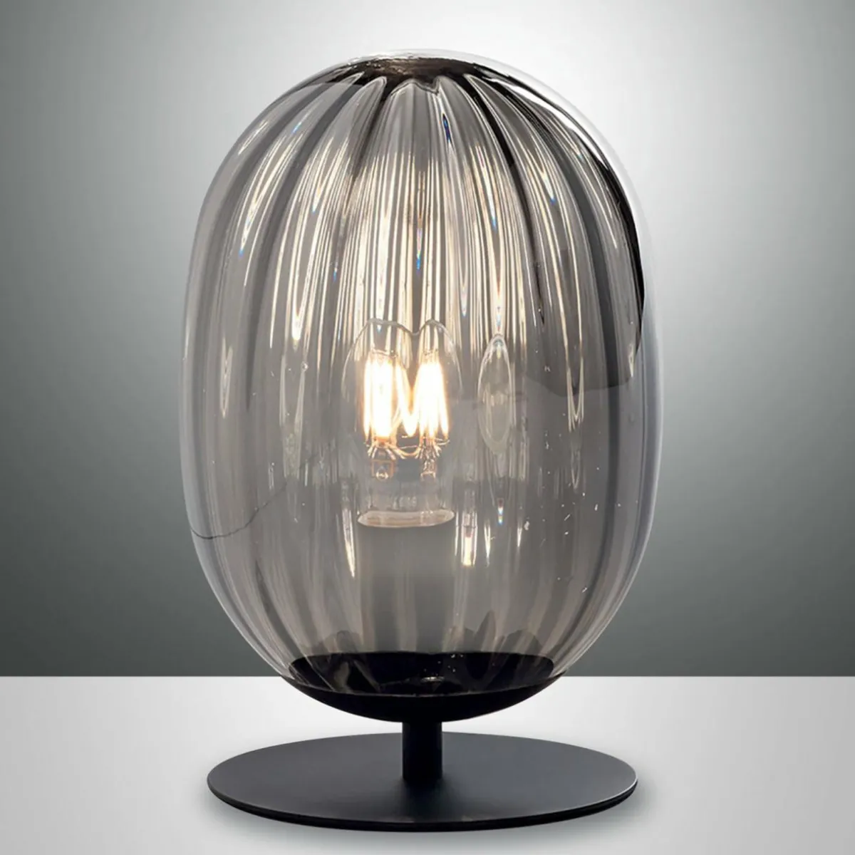 lampe__poser_infinity_avec_abatjour_verre_arqu_0.webp Best Fabas Luce Lampe à poser Infinity avec abat-jour verre arqué