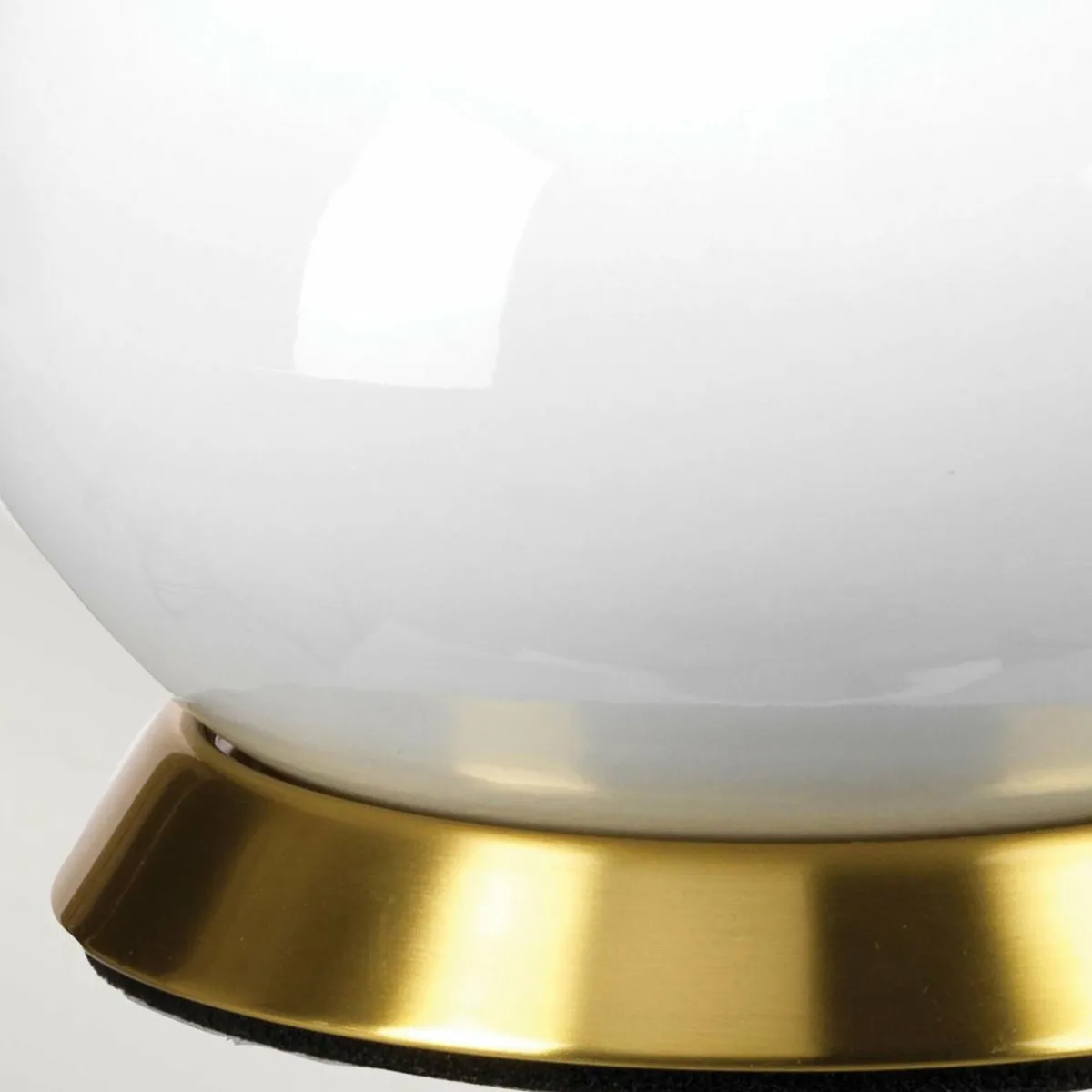 lampe__poser_milo_laitonblanclaitongris_0.webp Store Elstead Lampe à poser Milo, laiton-blanc/laiton-gris