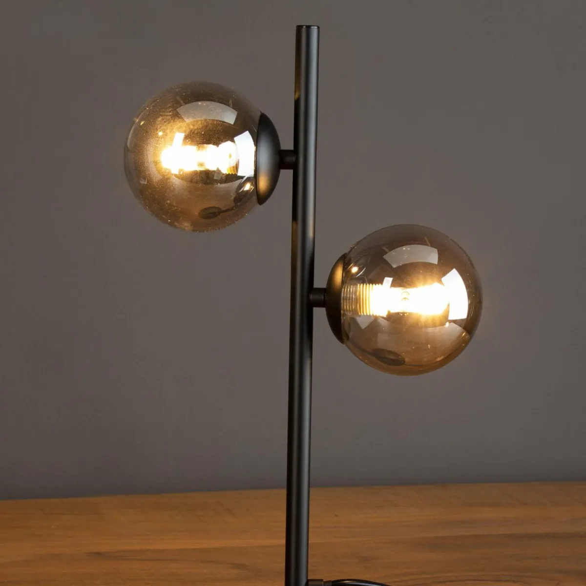 lampe__poser_neptune_noire__sphres_verre_fum_5.webp Sale Eco-Light Lampe à poser Neptune noire, 2 sphères verre fumé