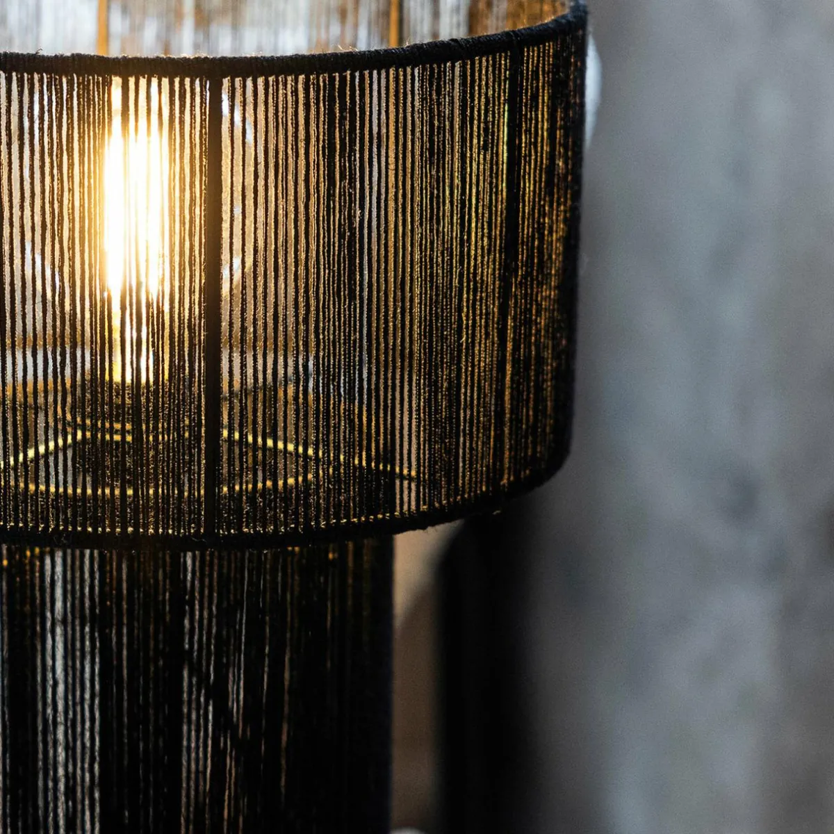 lampe__poser_soga_noir_jute_hauteur__cm_1.webp Shop Markslöjd Lampe à poser Soga, noir, jute, hauteur 40 cm