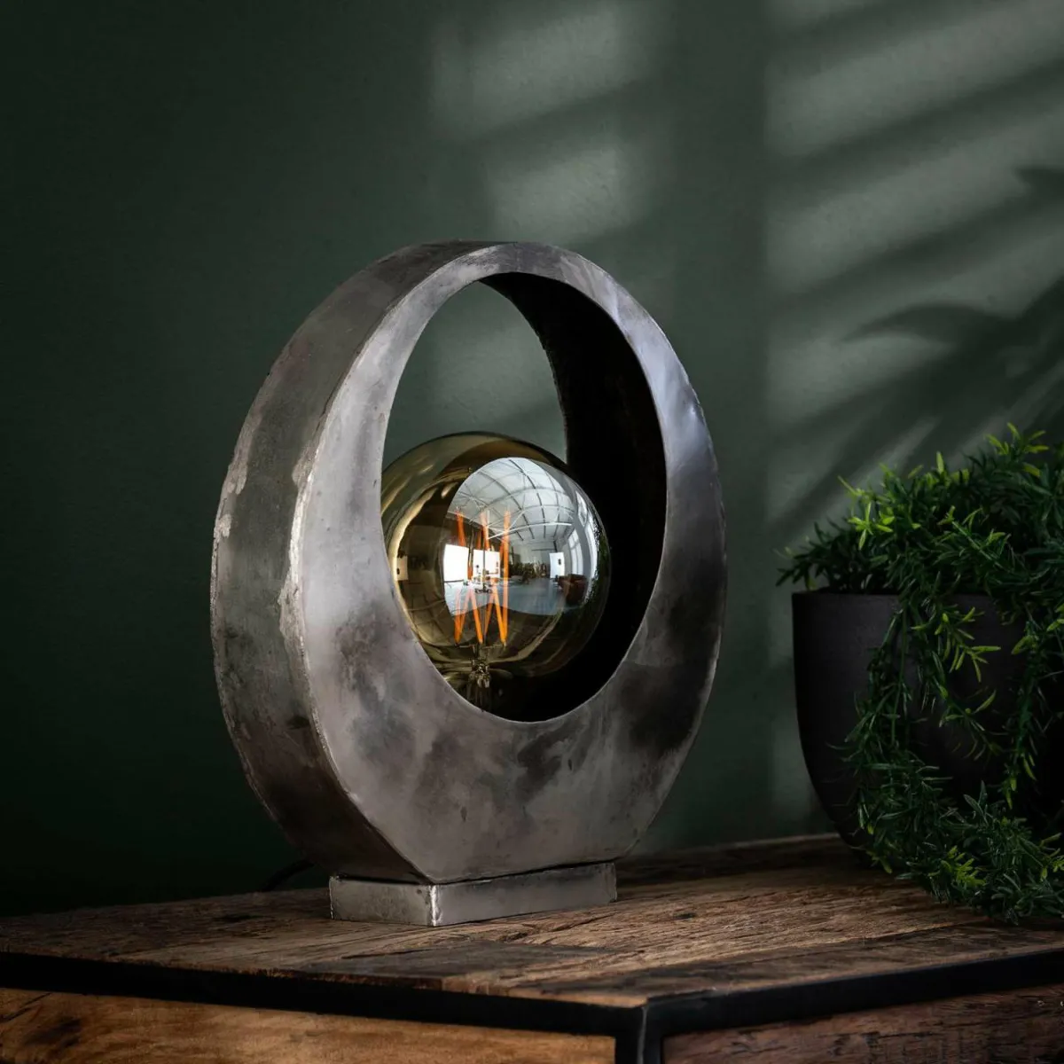 lampe__poser_sonorc__une_lampe_pleine_lune_0.webp Flash Sale Zijlstra Lampe à poser Sonorc à une lampe, pleine lune