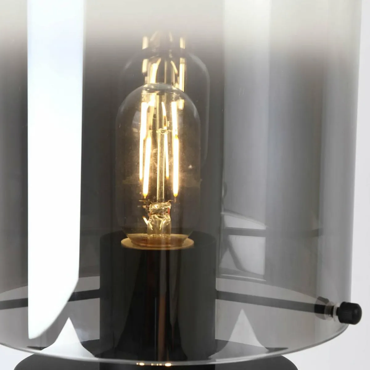 lampe__poser_sweden_noirgris_fume_acier_verre_e_0.webp Fashion Searchlight Lampe à poser Sweden, noir/gris fumée, acier, verre, E27