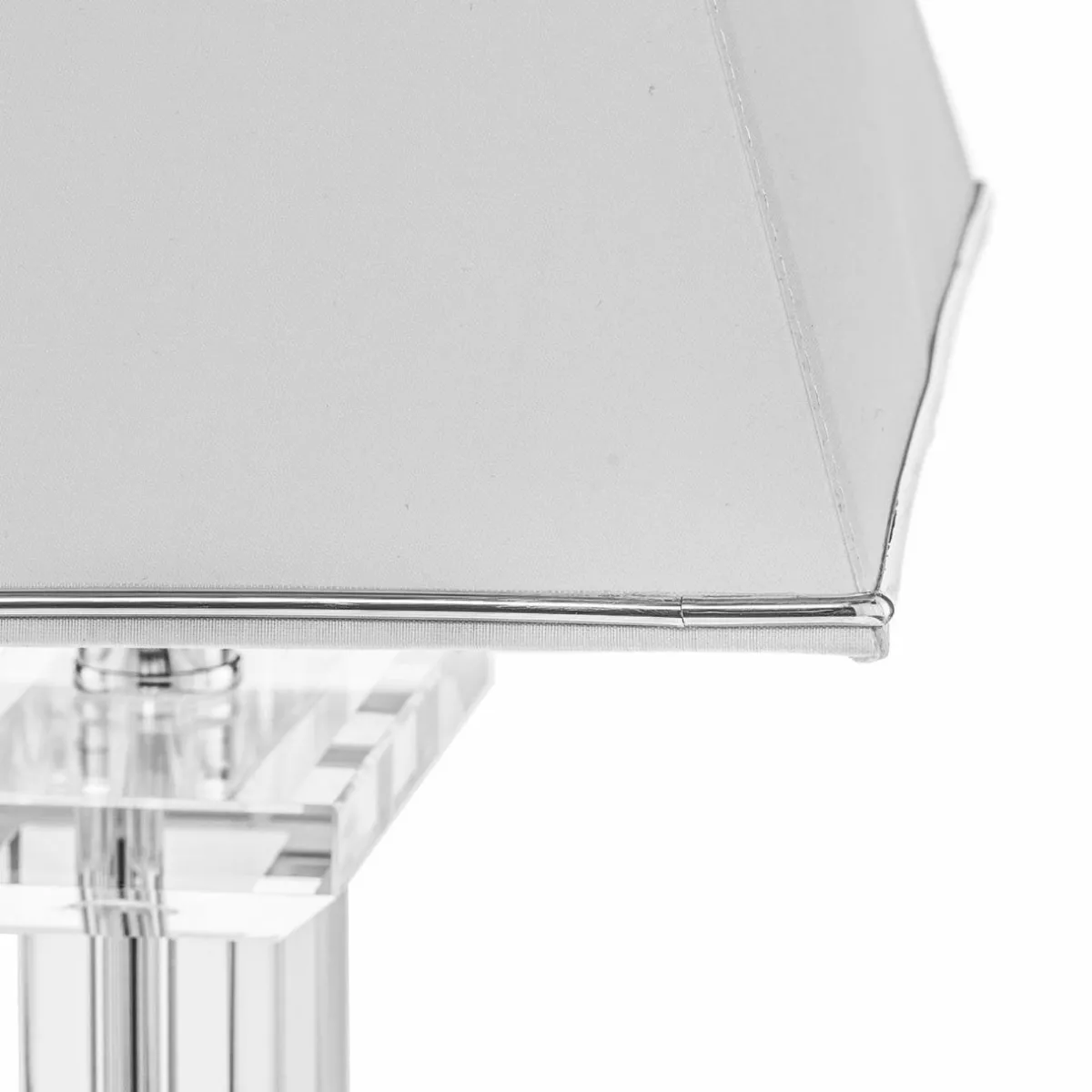 lampe__poser_veronique_pied_large_blancchrom_3.webp Outlet ORION Lampe à poser Veronique, pied large, blanc/chromé
