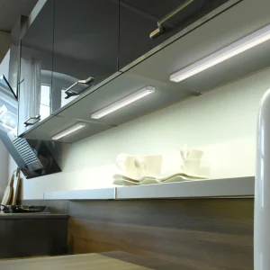 Clearance Paul Neuhaus Lampe sous meuble LED Helena 59,5x4 cm 3 000 K