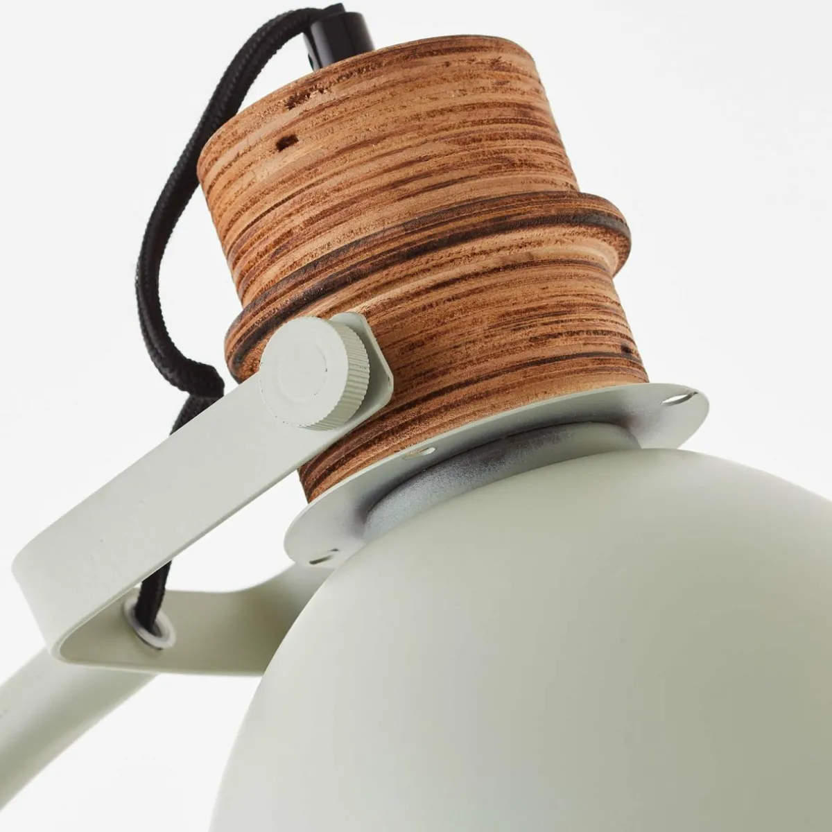 lampe_sur_pied_erena_tte_pivotante_vert_clair_0.webp Cheap Brilliant Lampe sur pied Erena, tête pivotante, vert clair