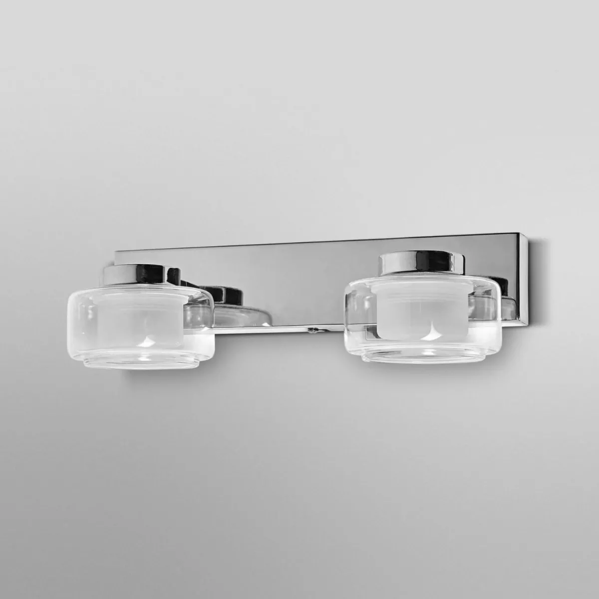 ledvance_applique_murale_led_orbis_flame___lampes_chrome_ip_0.webp Outlet LEDVANCE Applique murale LED Orbis Flame, à 2 lampes, chrome, IP44