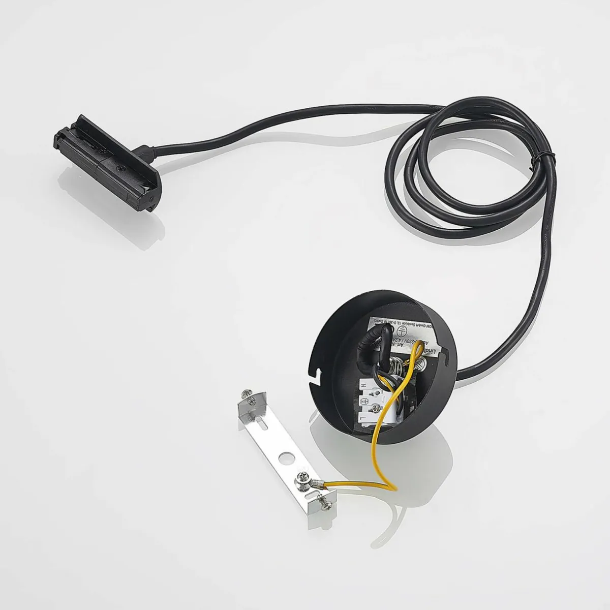 lindby_alimentation_lectrique_linaro_noir_systme_monophas_4.webp New Lindby alimentation électrique Linaro, noir, système monophasé