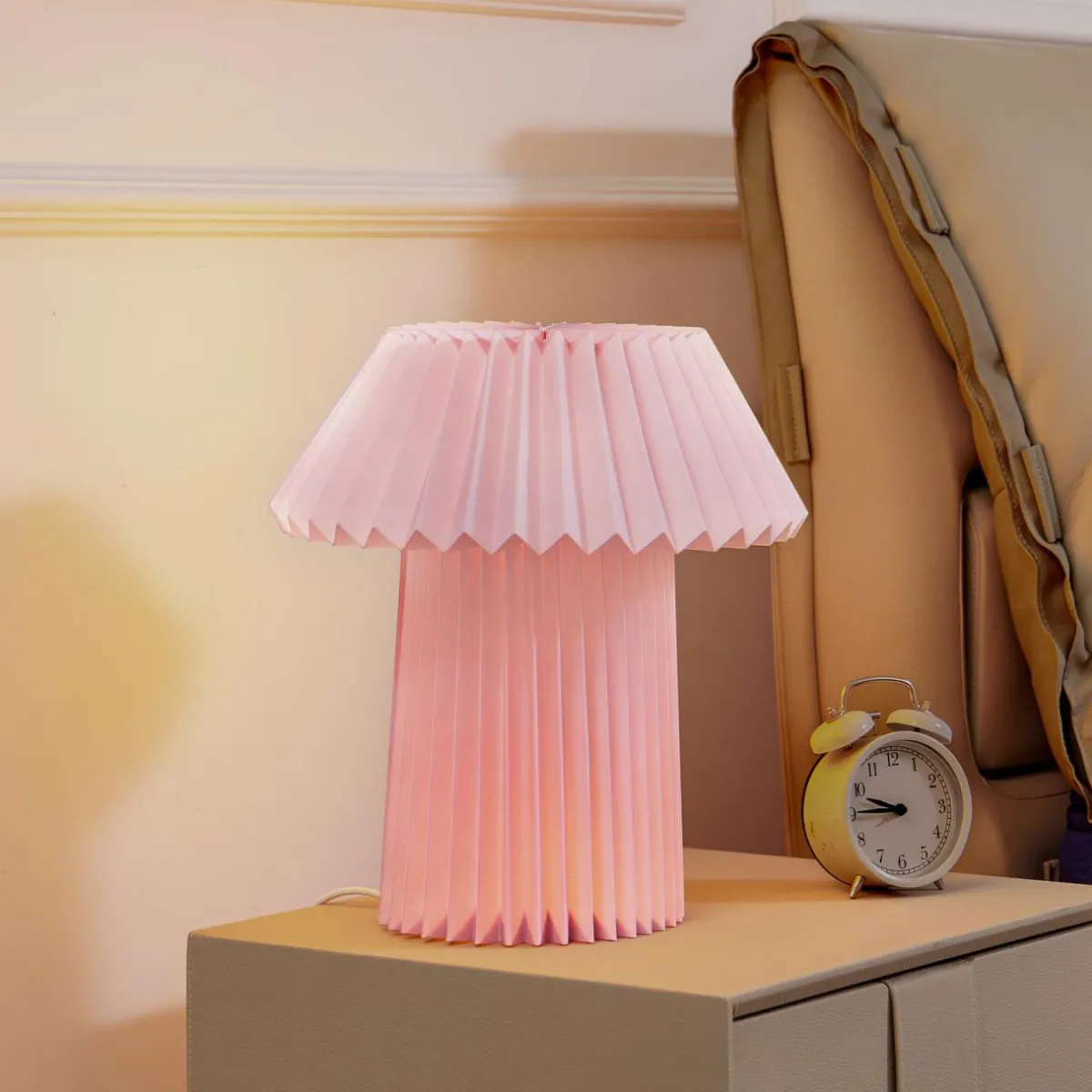 lindby_lampe__poser_magali_rose_papier___cm_e_0.webp Best Lindby lampe à poser Magali, rose, papier, Ø 34 cm, E14