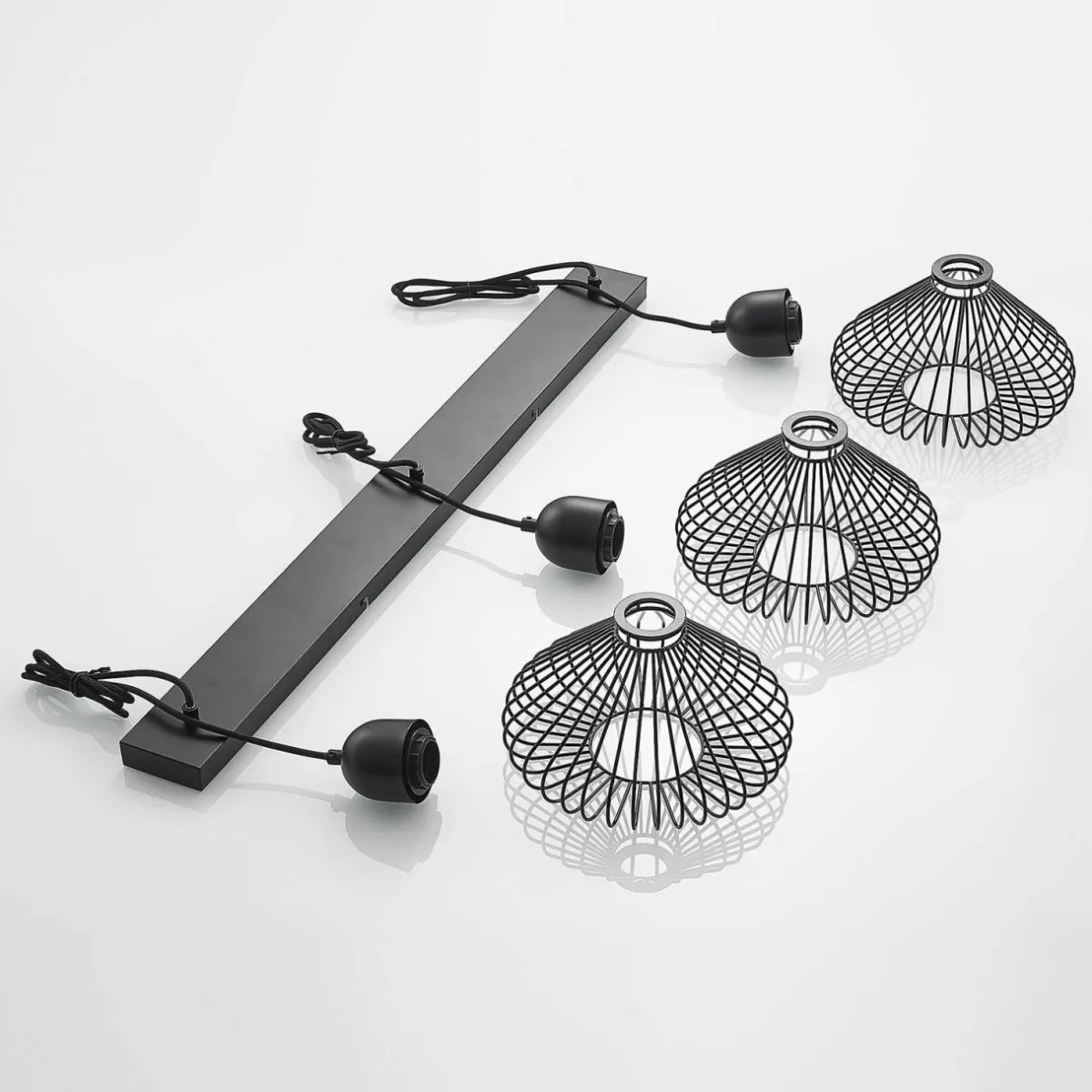 lindby_metehan_suspension__trois_lampes_noir_0.webp Best Lindby Metehan Suspension à trois lampes, noir