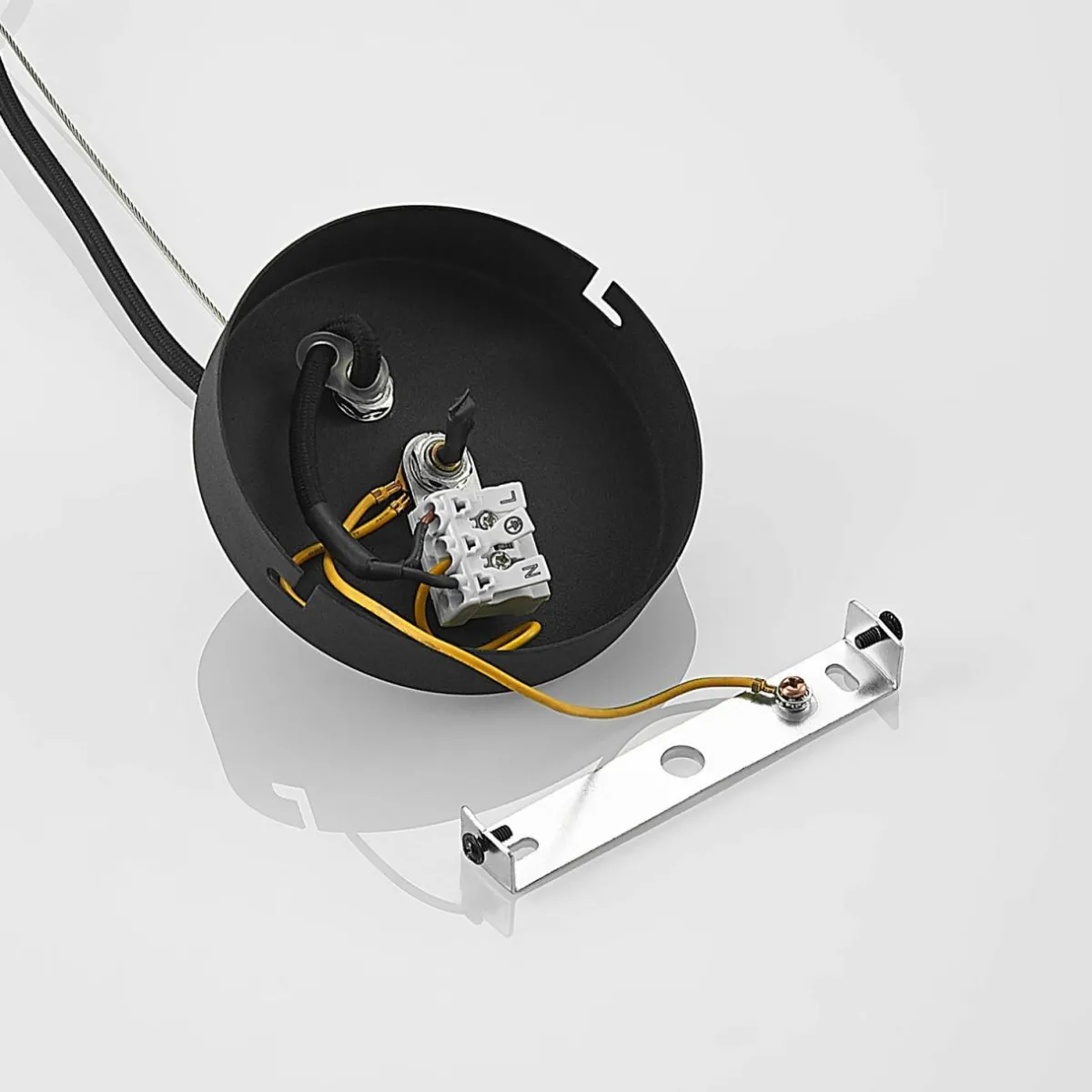 lindby_narisara_suspension_noiredore_l_cm_6.webp New Lindby Narisara suspension noire-dorée 1 l. 80 cm