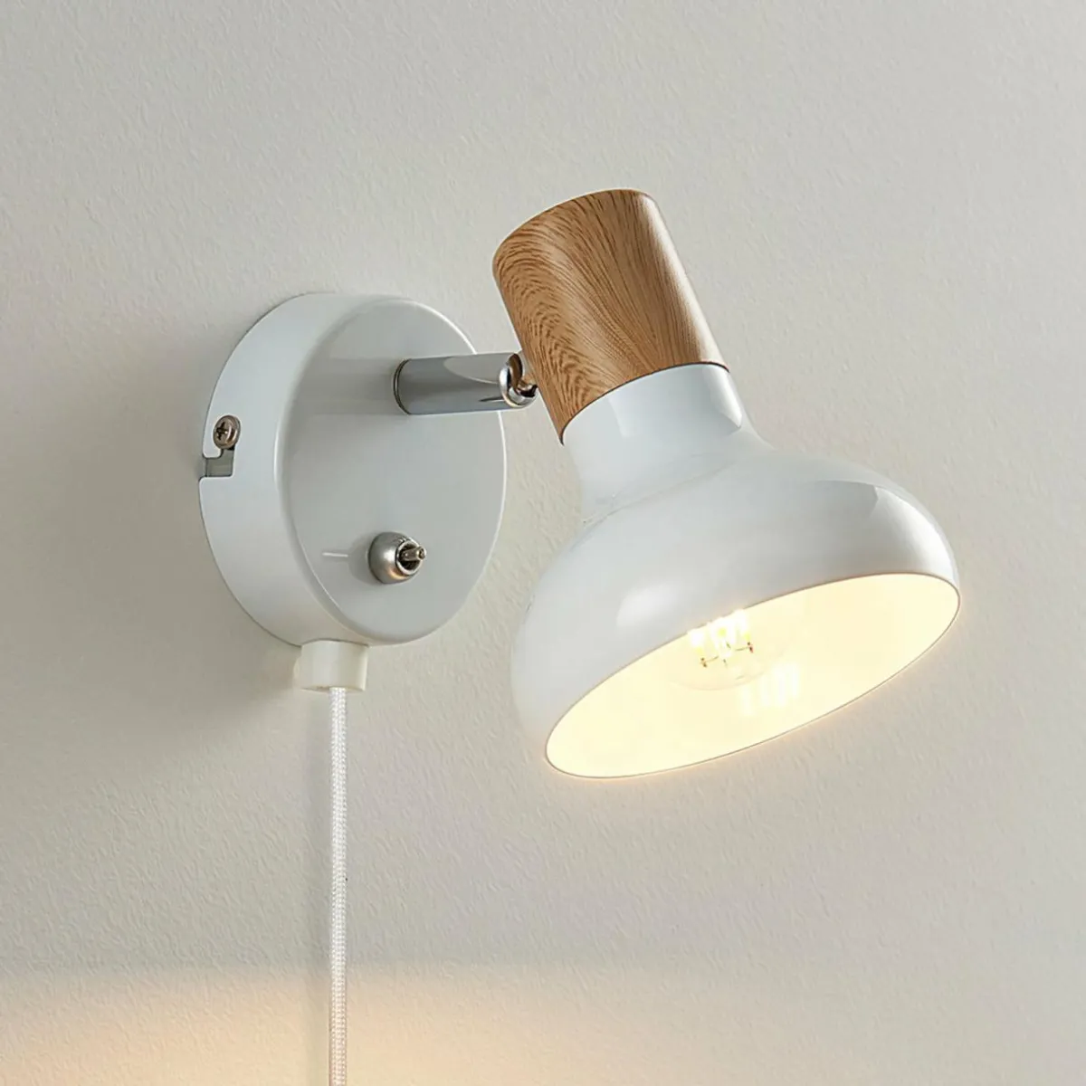 lindby_spot_mural_fridolin__cm_blanc_mtal_interrupteur_5.webp Discount Lindby spot mural Fridolin, 14 cm, blanc, métal, interrupteur