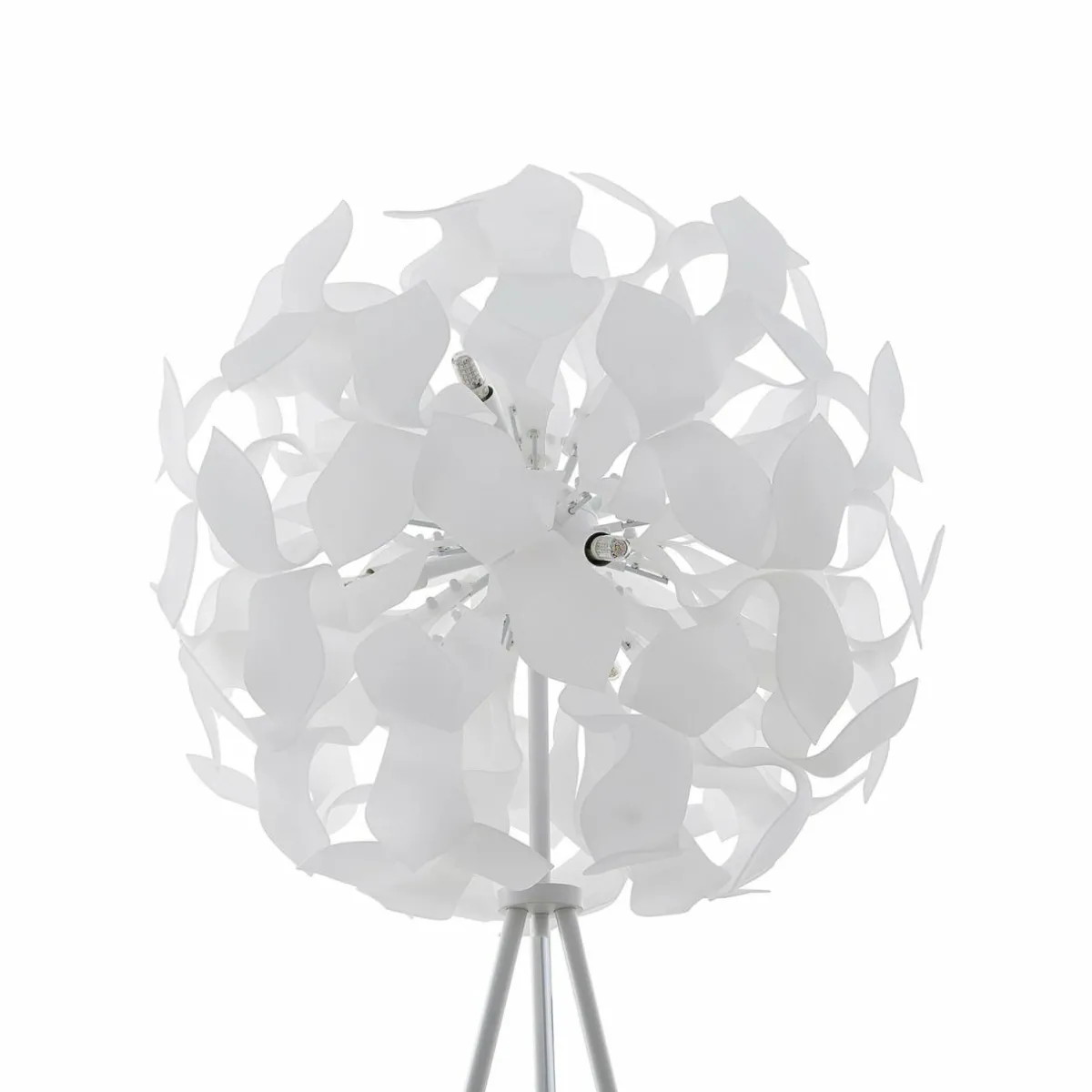 lindby_varika_lampadaire_avec_abatjour_sphrique_blanc_3.webp Cheap Lindby Varika lampadaire avec abat-jour sphérique, blanc