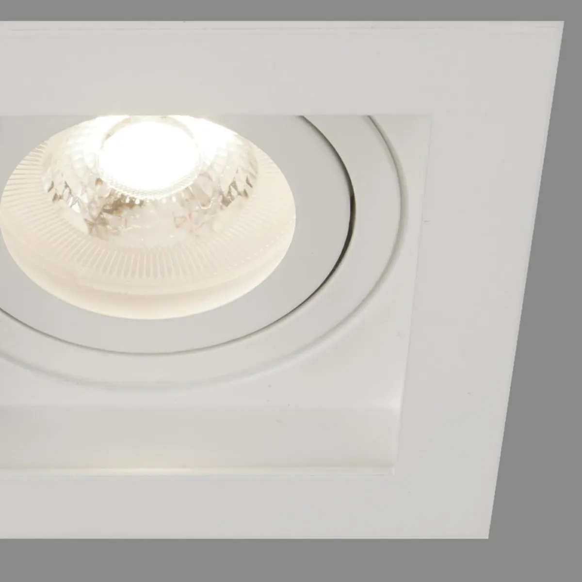 luminaire_encastrable_grid_one_blanc__x__cm_aluminium_gu_0.webp Discount Searchlight Luminaire encastrable Grid One, blanc, 10 x 10 cm, aluminium, GU10