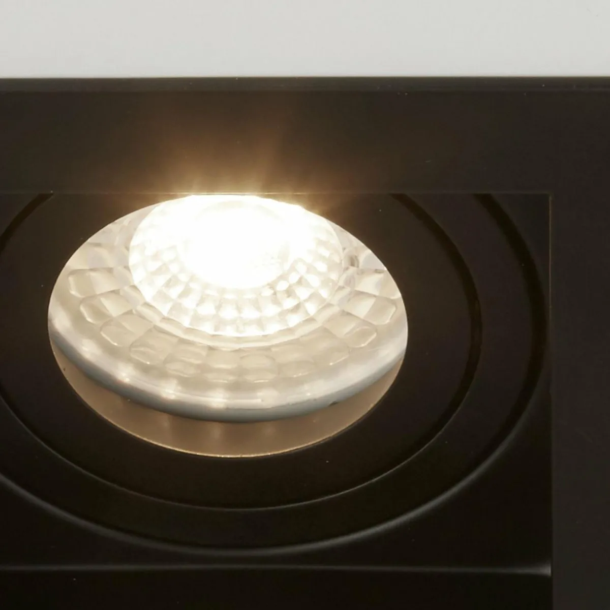 luminaire_encastrable_grid_two__lampes_noir_xcm_aluminium_gu_0.webp Flash Sale Searchlight Luminaire encastrable Grid Two, 2 lampes, noir, 18,5x10cm, aluminium, GU10