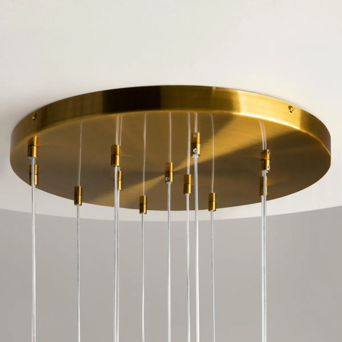 maytoni_suspension_frozen__lampes_transparent__laiton_verre_3.webp Online Maytoni Suspension Frozen, 12 lampes, transparent / laiton, verre