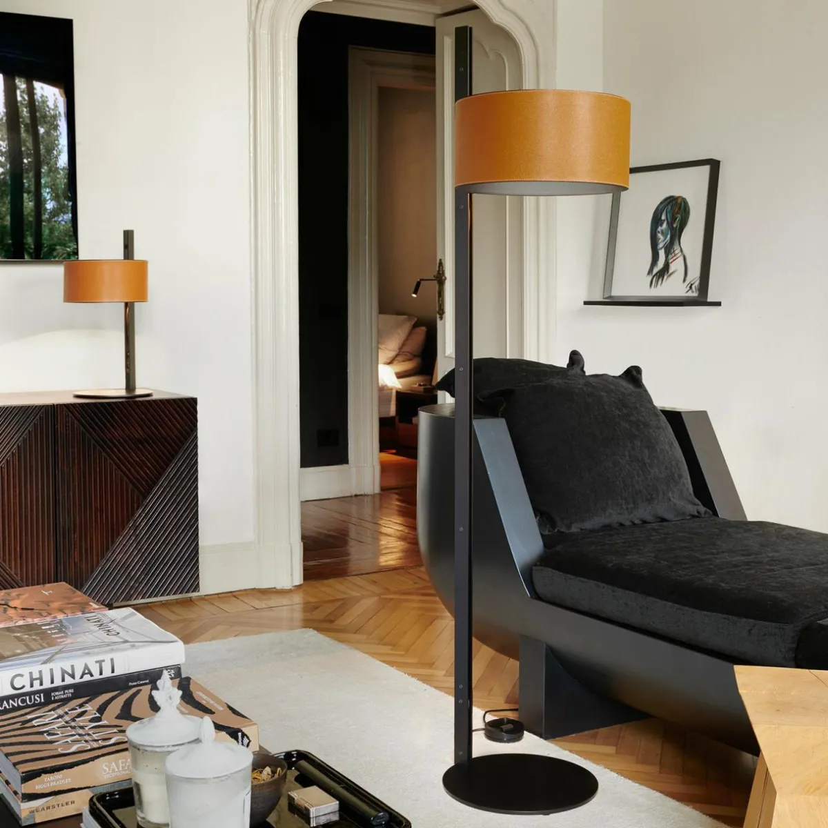 oluce_parallle__lampadaire_cuir_marron_0.webp Online Oluce Parallèle 396 lampadaire, cuir marron