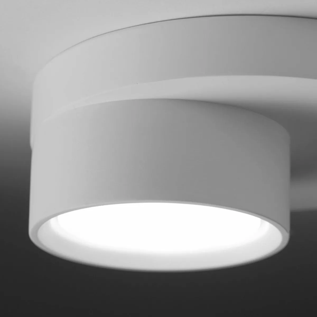plafonnier_demetra___cm_blanc_pltre_gx_2.webp Sale TECNICO by Sforzin Plafonnier Demetra, Ø 16 cm, blanc, plâtre, GX53