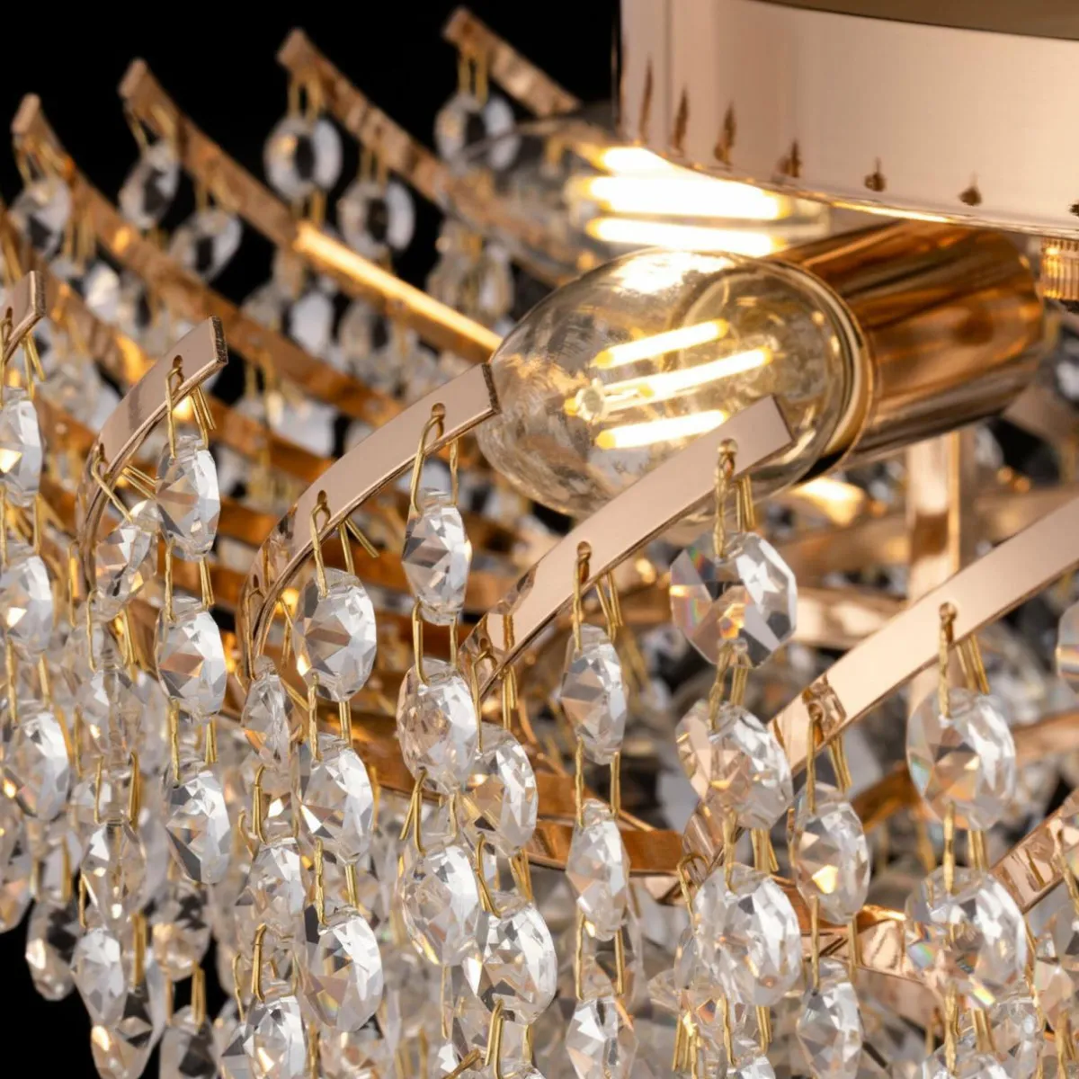 plafonnier_en_cristal_karolina__cm_2.webp Fashion Maytoni Plafonnier en cristal Karolina Ø 51 cm