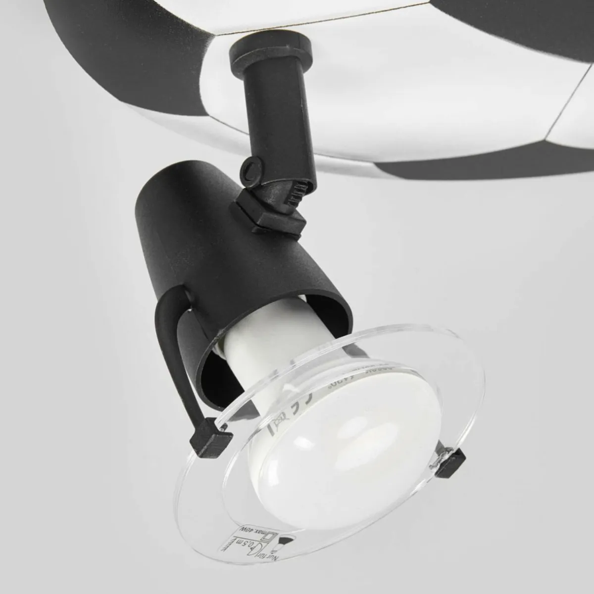 plafonnier_football__lampes_2.webp Hot Waldi-Leuchten GmbH Plafonnier Football 3 lampes