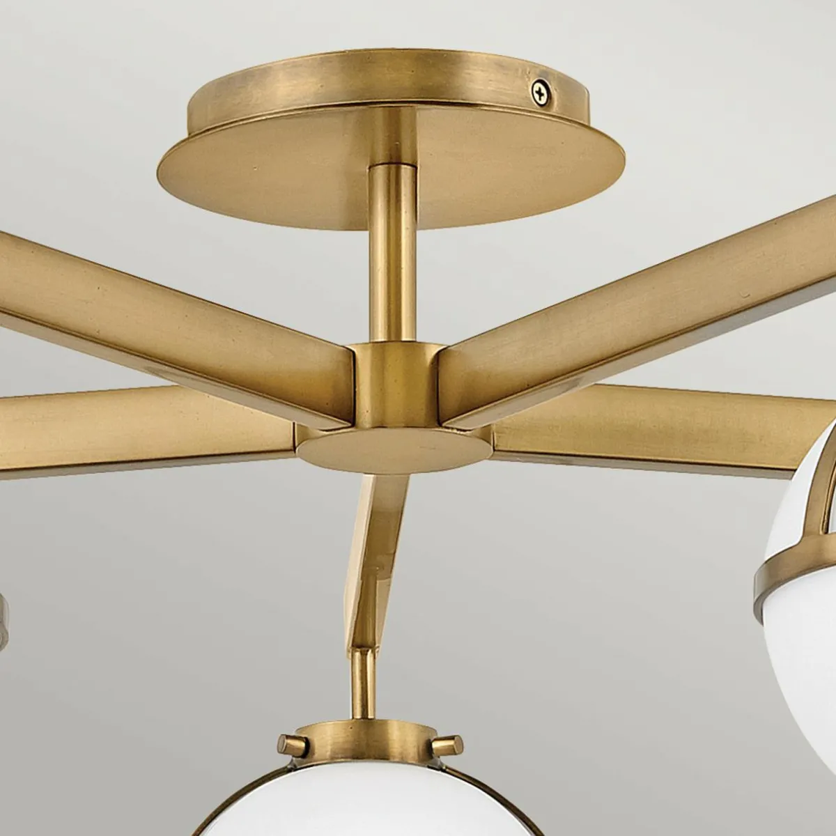 plafonnier_hollis___lampes_laitonopale_0.webp Shop HINKLEY Plafonnier Hollis, à 5 lampes, laiton/opale