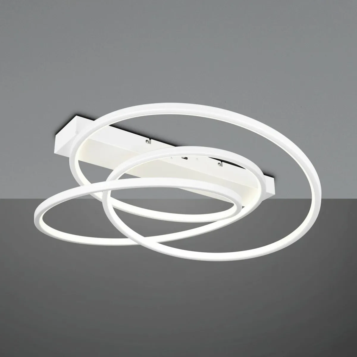 plafonnier_led_darvin_blanc_mtal_plastique_cct_0.webp Outlet Trio Lighting Plafonnier LED Darvin, blanc, métal, plastique, CCT