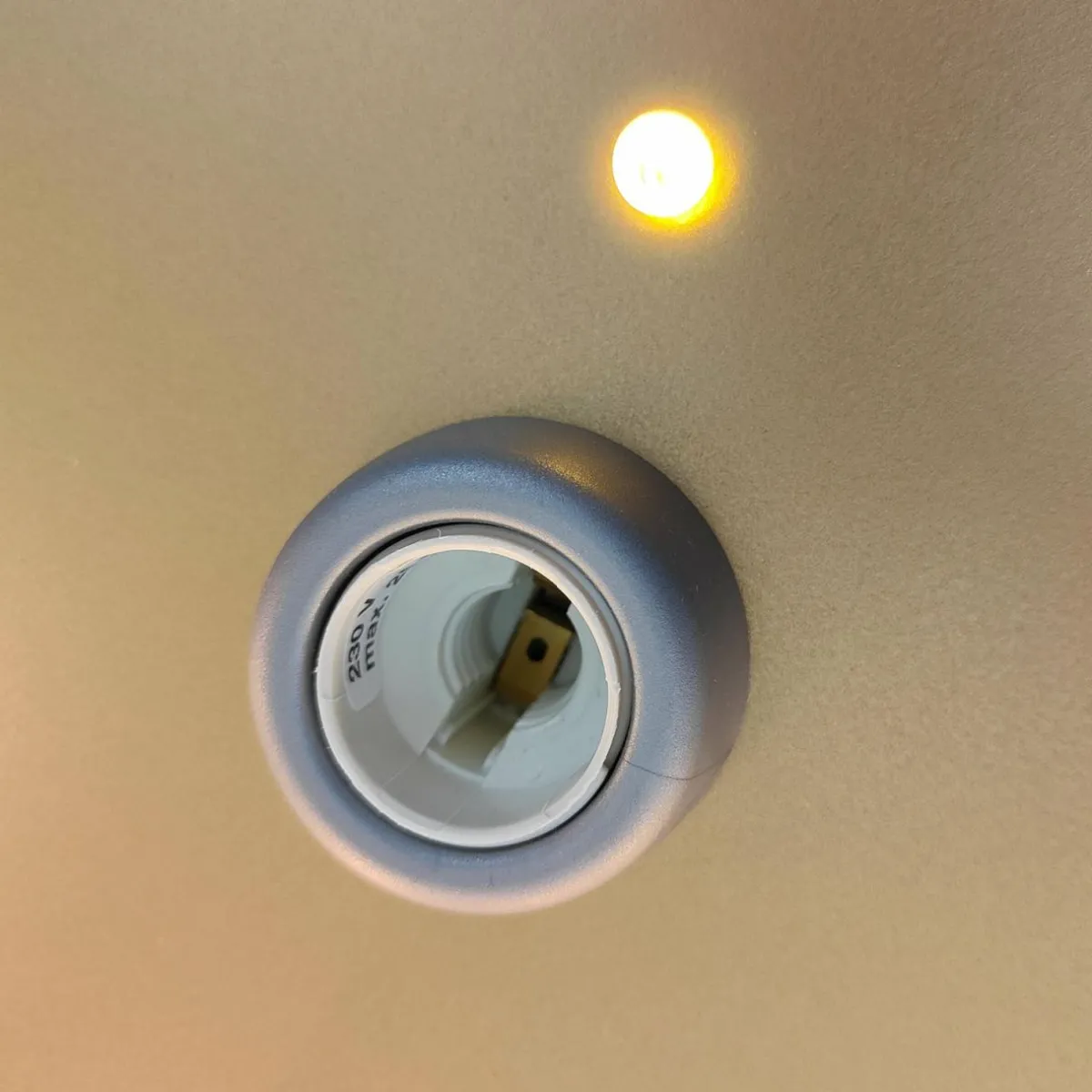 plafonnier_nuage_or__lampes__points_led_2.webp Discount Niermann Standby Plafonnier Nuage, or, 5 lampes, 20 points LED